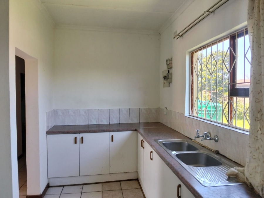 To Let 3 Bedroom Property for Rent in Northcrest Eastern Cape